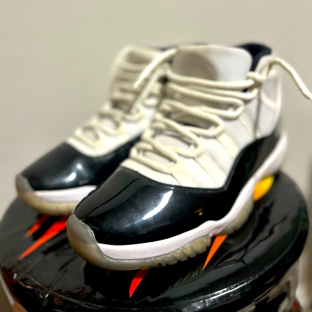 10.5 concord 11s